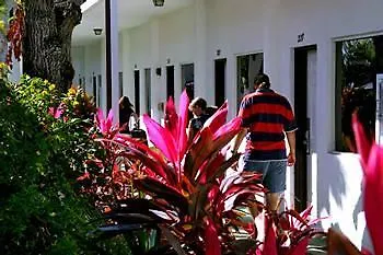 Red Carpet Inn Select - Nassau